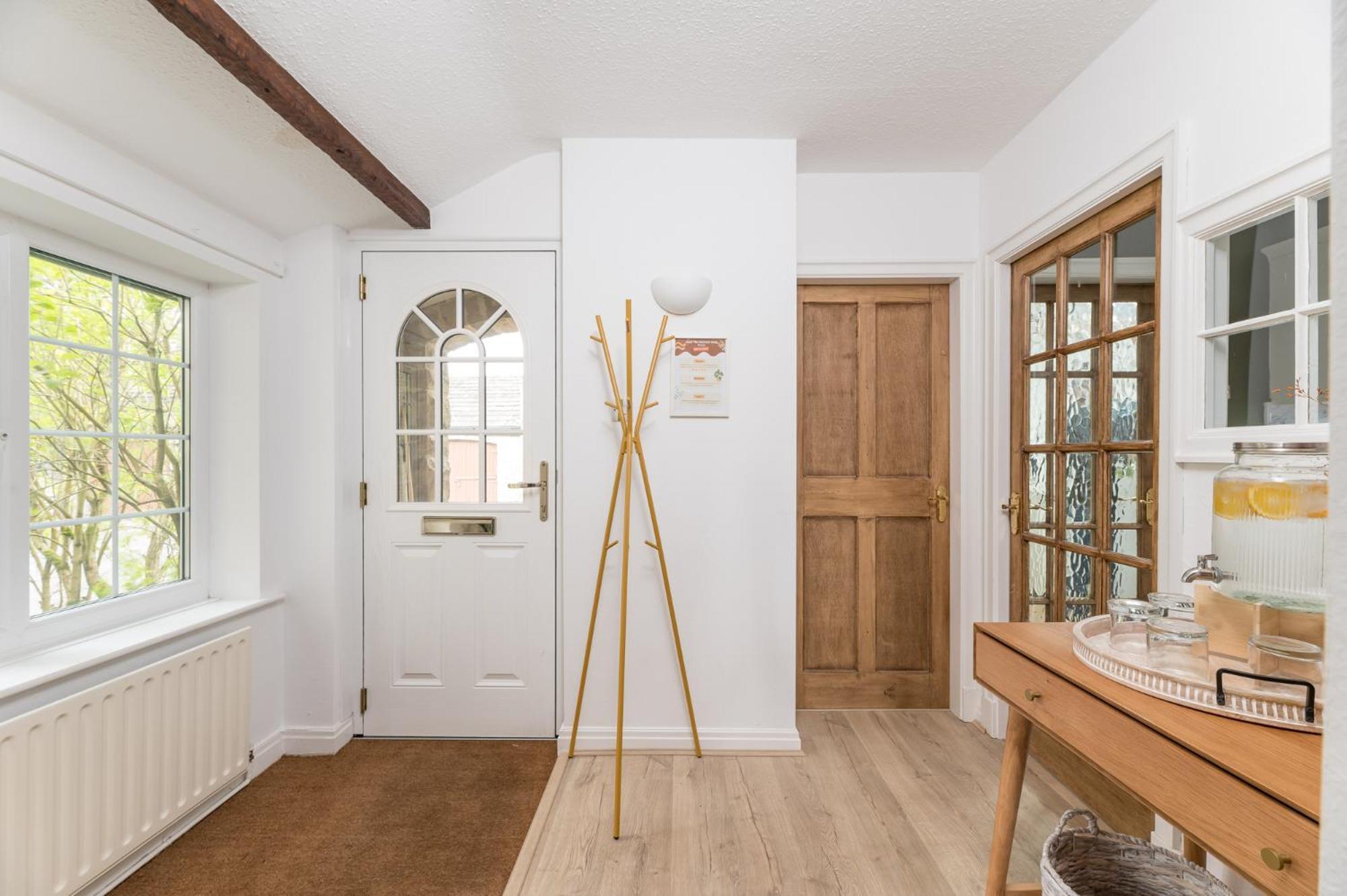 Central Malham Wellbeing Escape With Hot Tub Sleeps 8 Exteriör bild